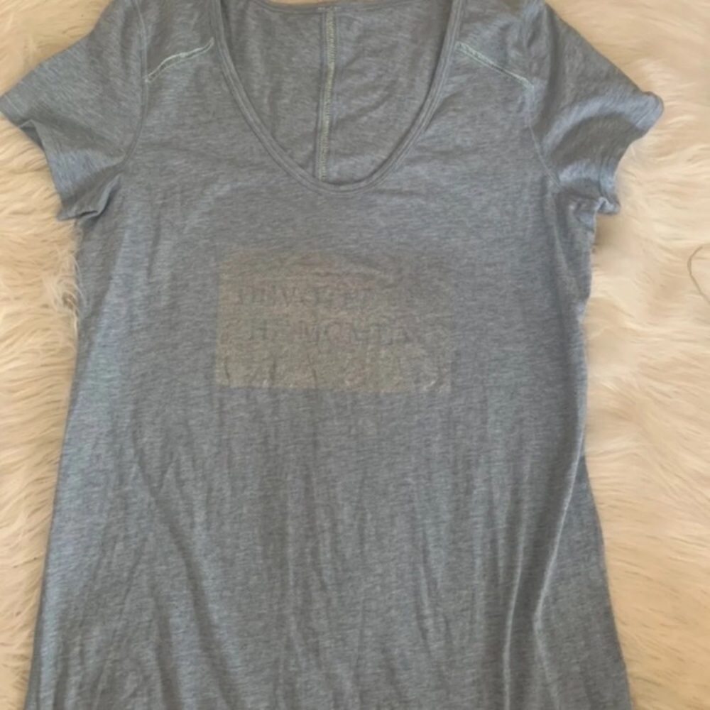 Lululemon T-shirt